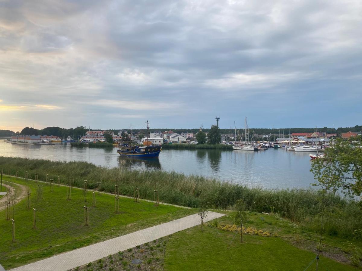 Red Bridge Resort - Apartament & Spa Dziwnow Bagian luar foto