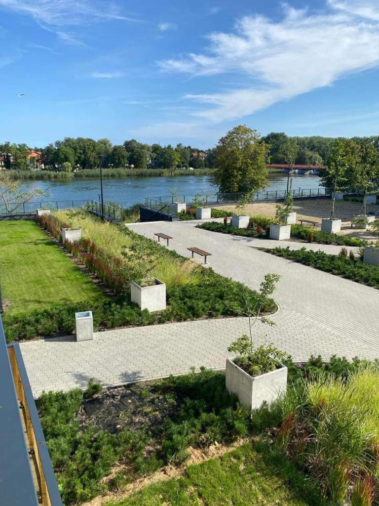 Red Bridge Resort - Apartament & Spa Dziwnow Bagian luar foto